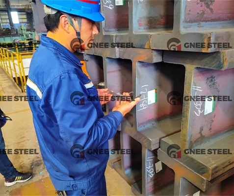 Heavy‑duty wide flange beam