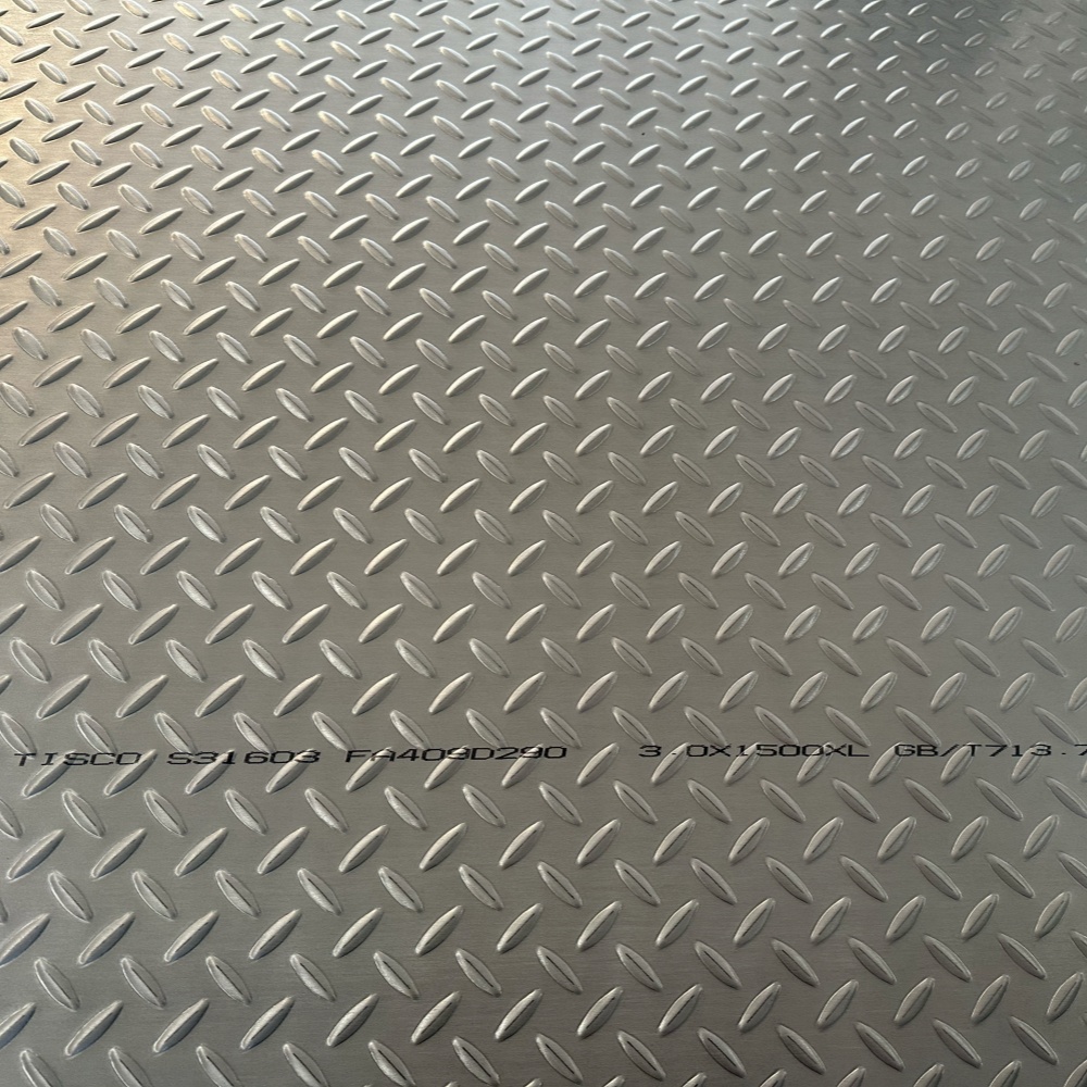 Stainless steel patterned plate